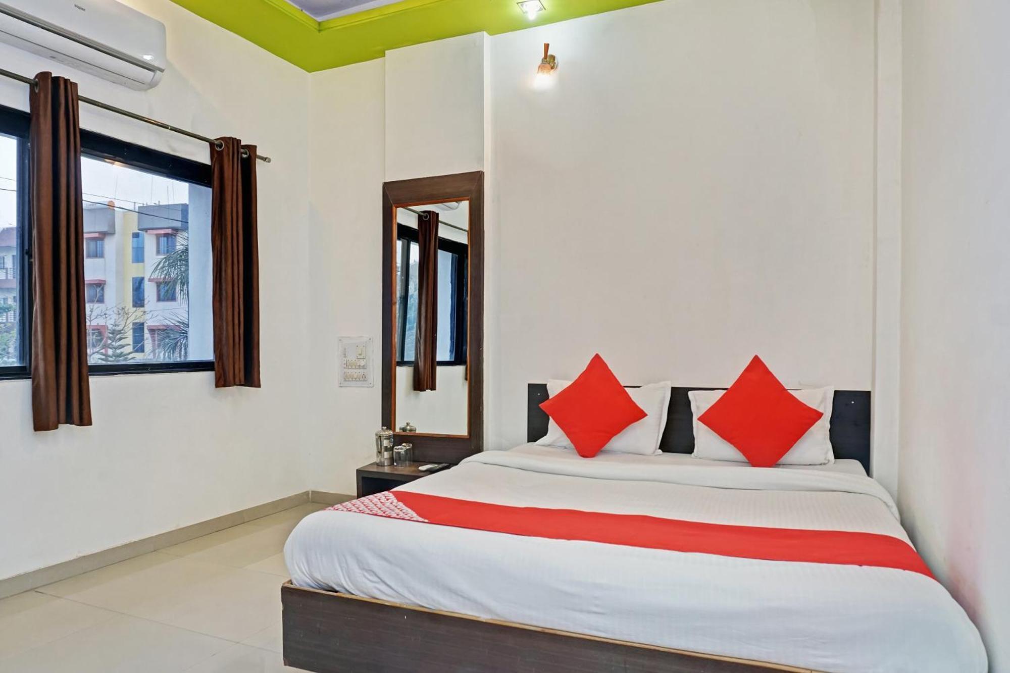 Super Hotel O Shirdi Sai Inn Zewnętrze zdjęcie